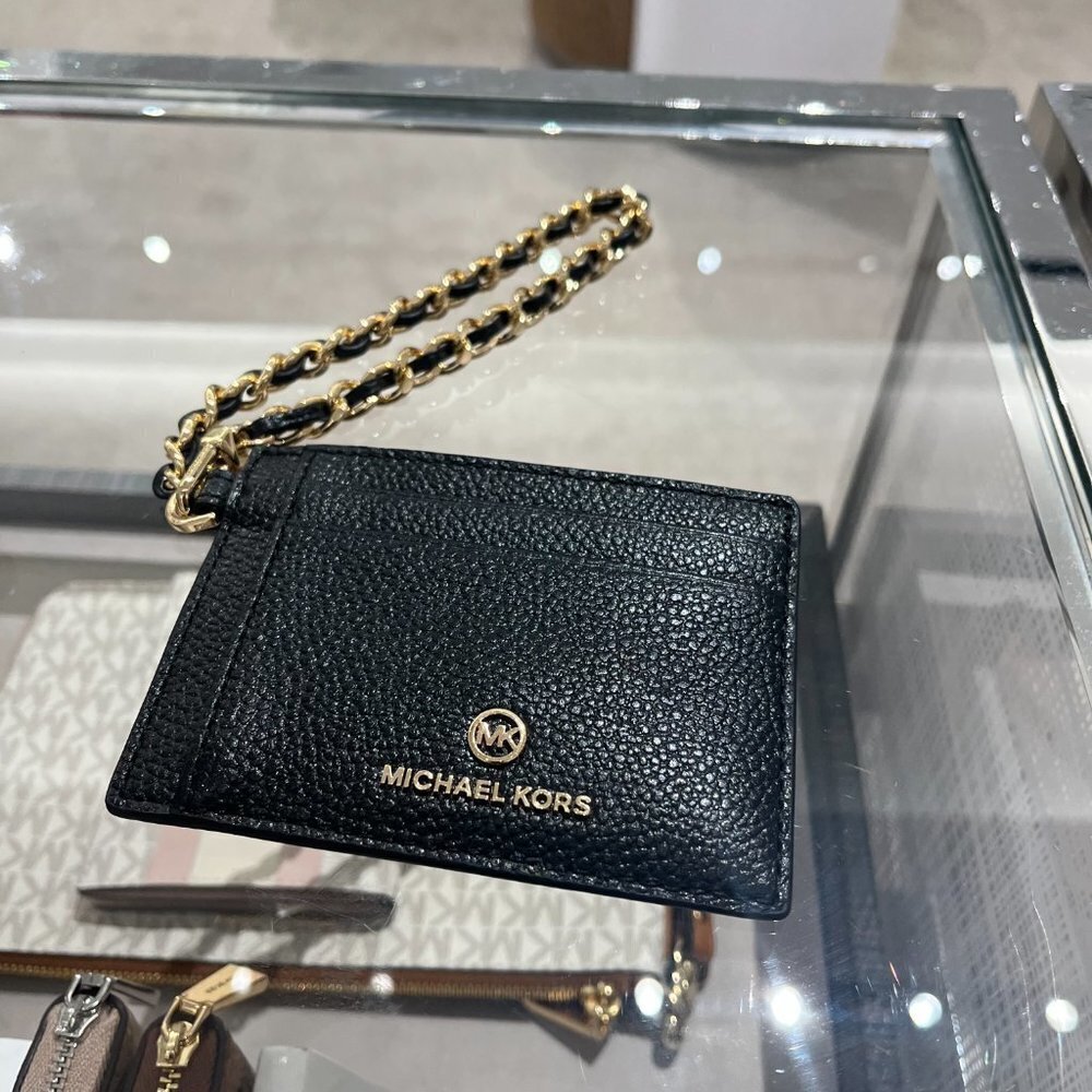 Small Pebbled Leather Chain Card Case - Picture 2 of 8